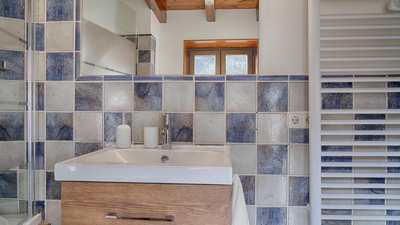 Saplan Real Estate Arres De Sus Villa Arro  Bagian luar foto
