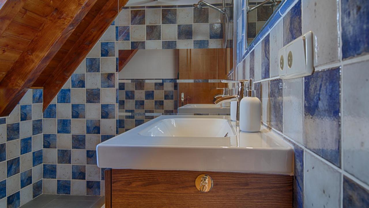 Saplan Real Estate Arres De Sus Villa Arro  Bagian luar foto